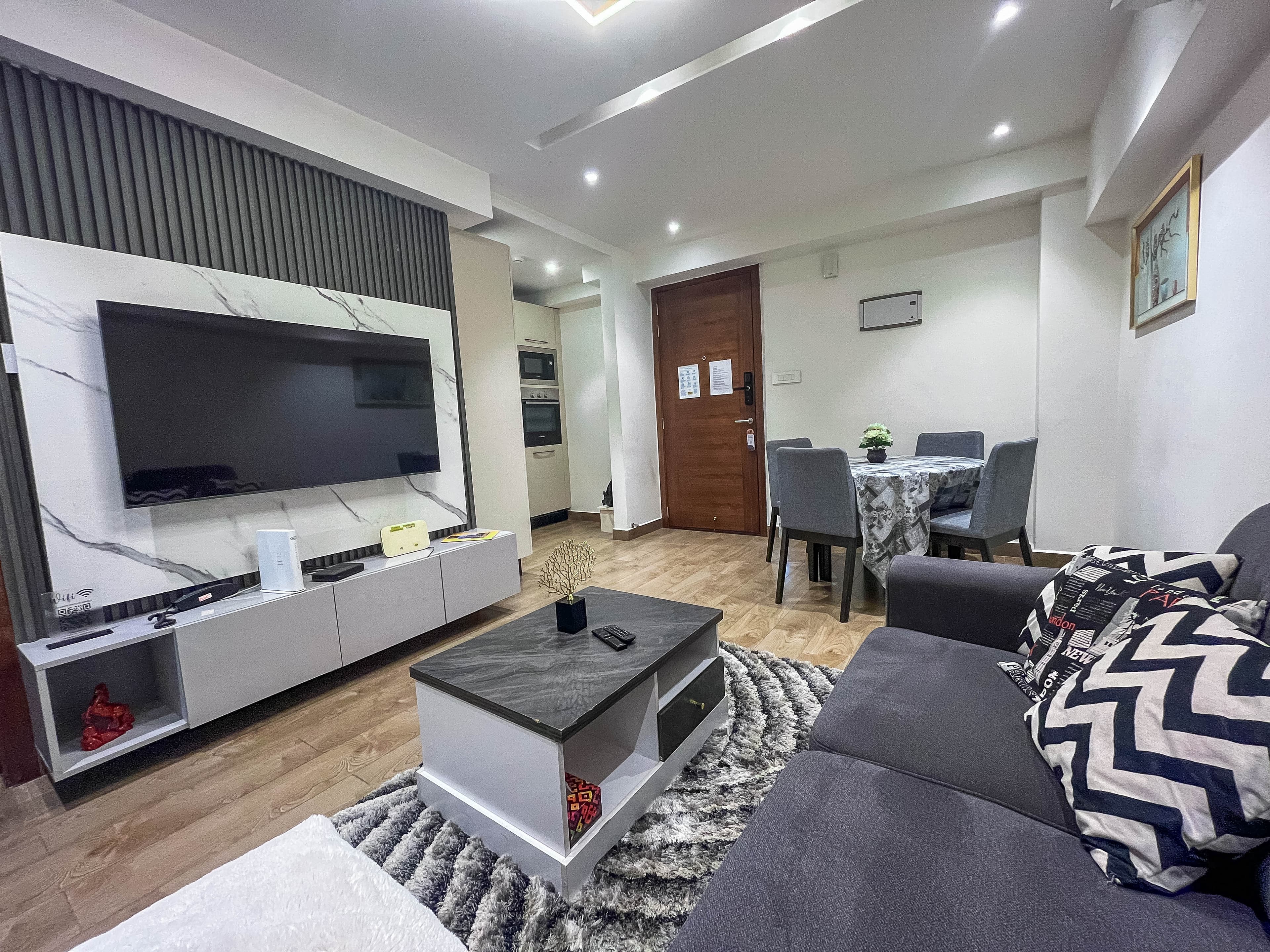 Solaris Premier 1BR | Osu • Pool • Gym