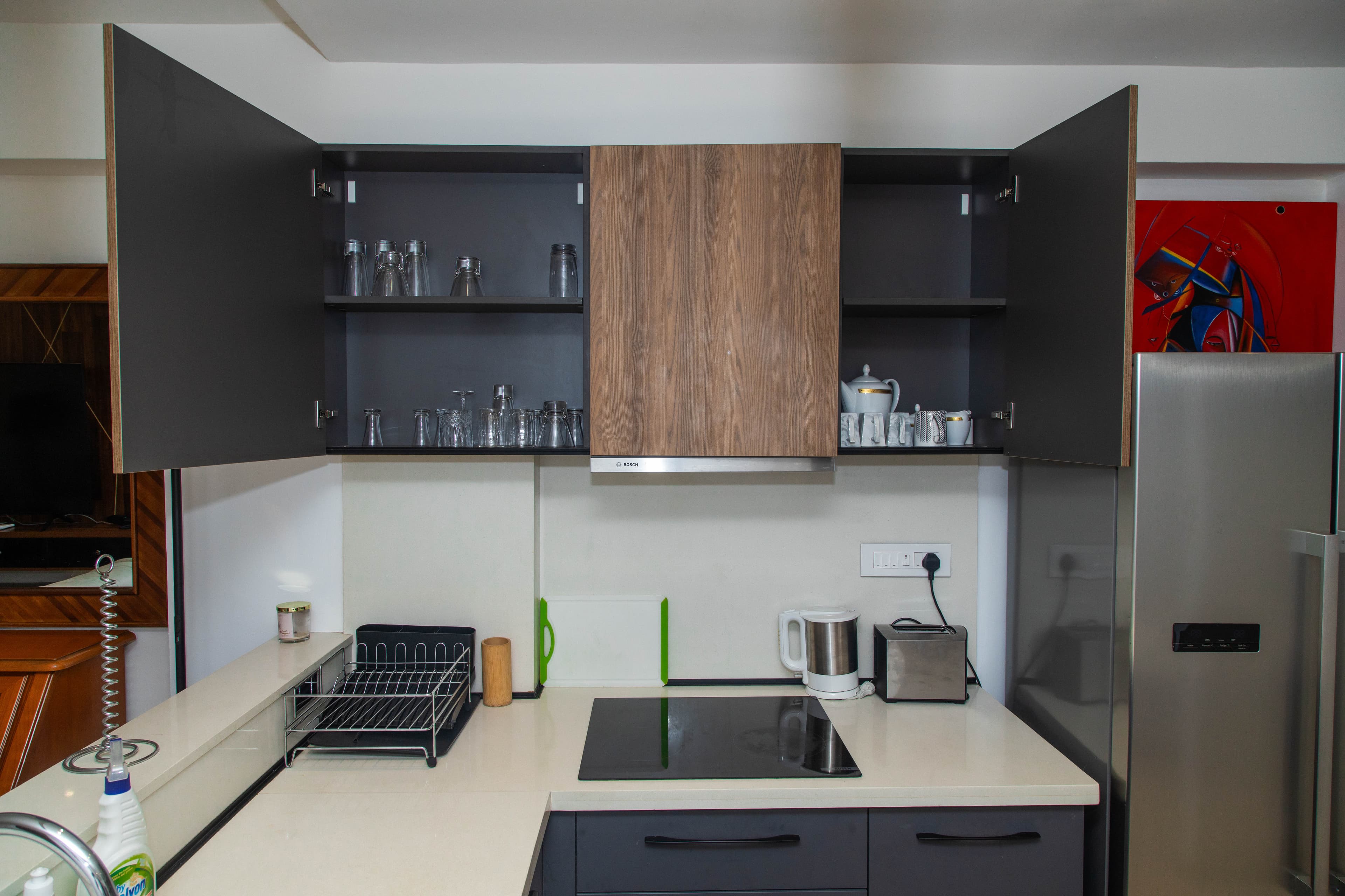 Solaris Executive 1BR Osu | Pool, Gym & Wi-fi 4