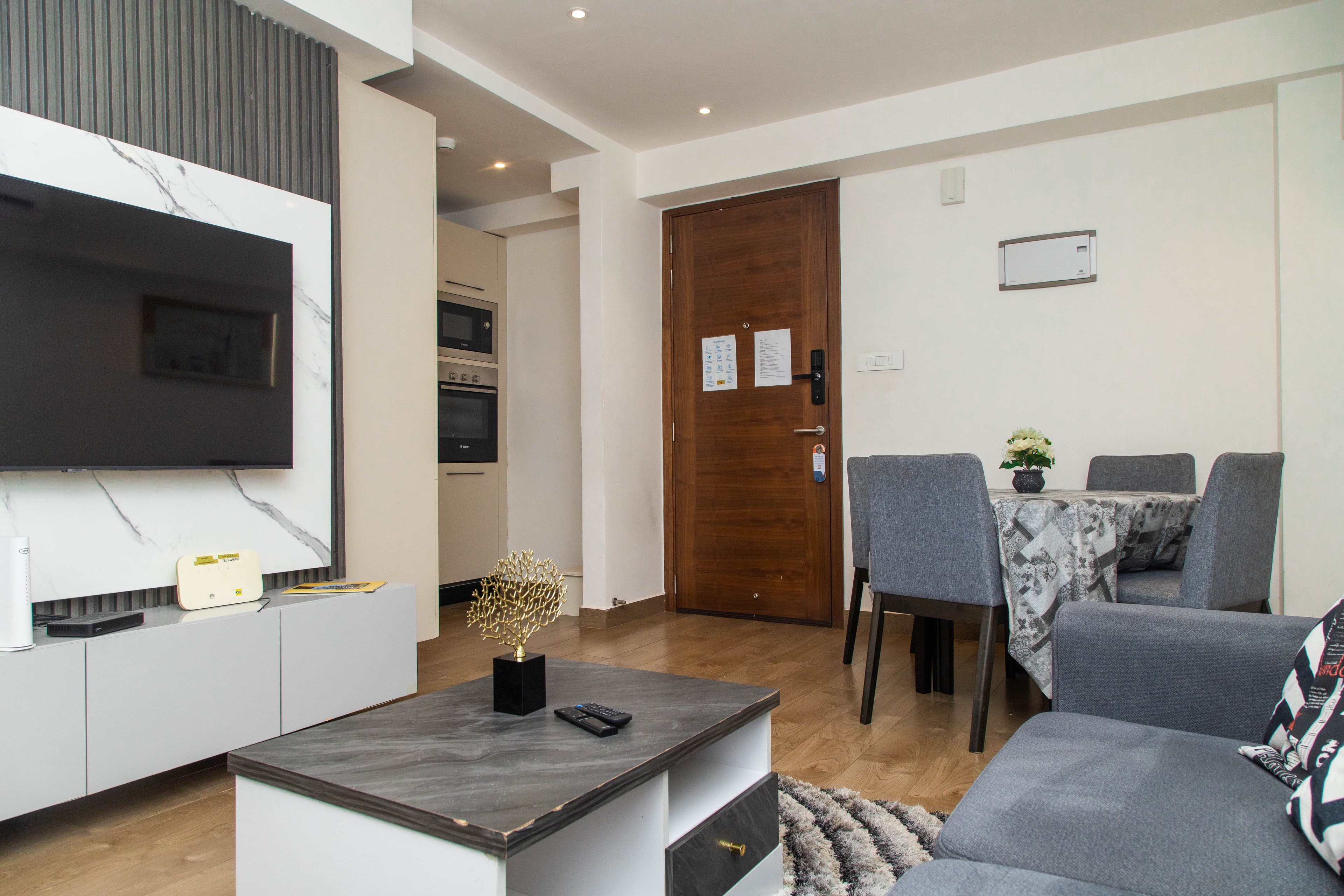Solaris Premier 1BR | Osu • Pool • Gym 5